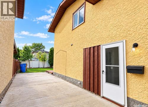 910 Devonshire Drive N, Regina, SK 