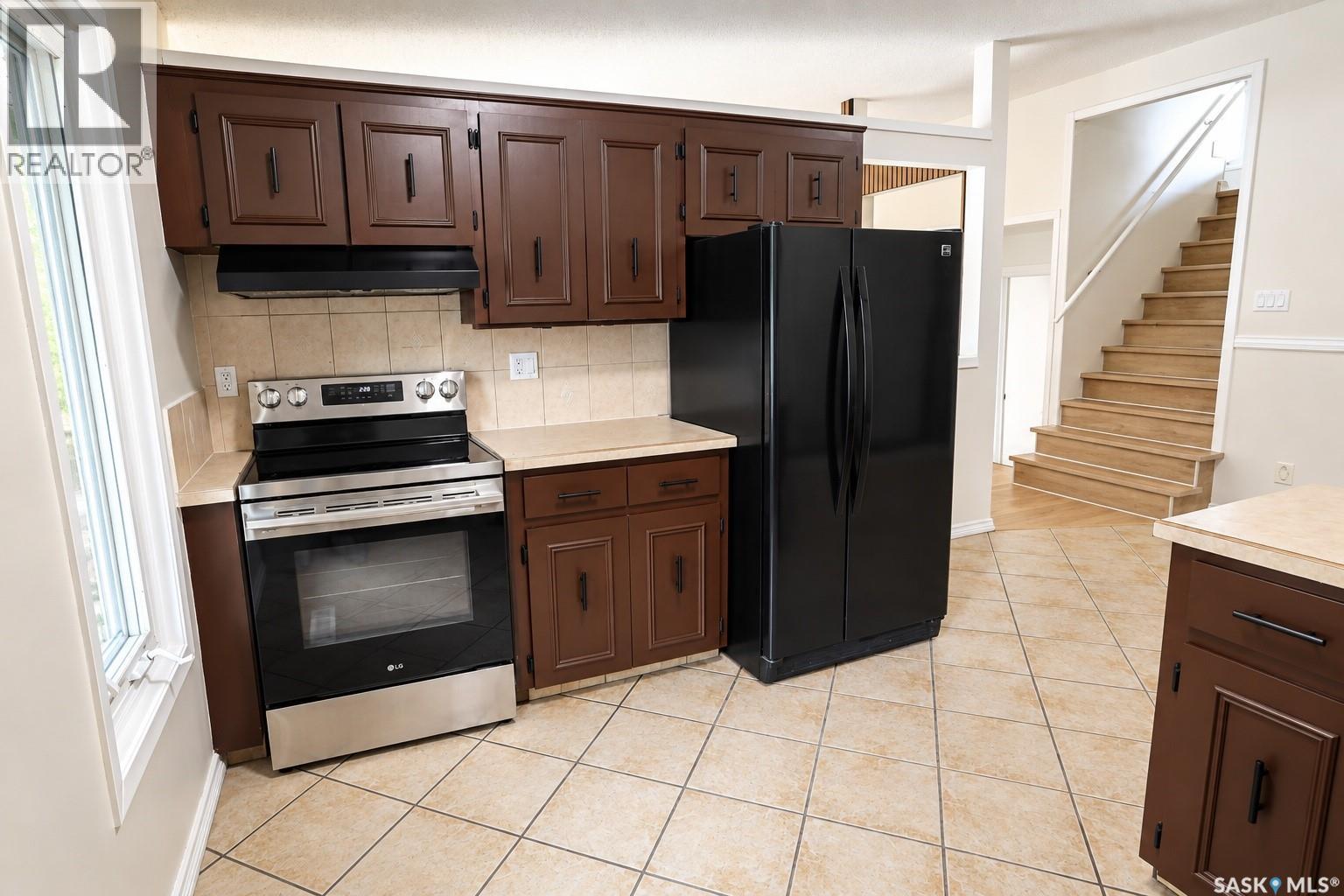 910 Devonshire Drive N, Regina, SK