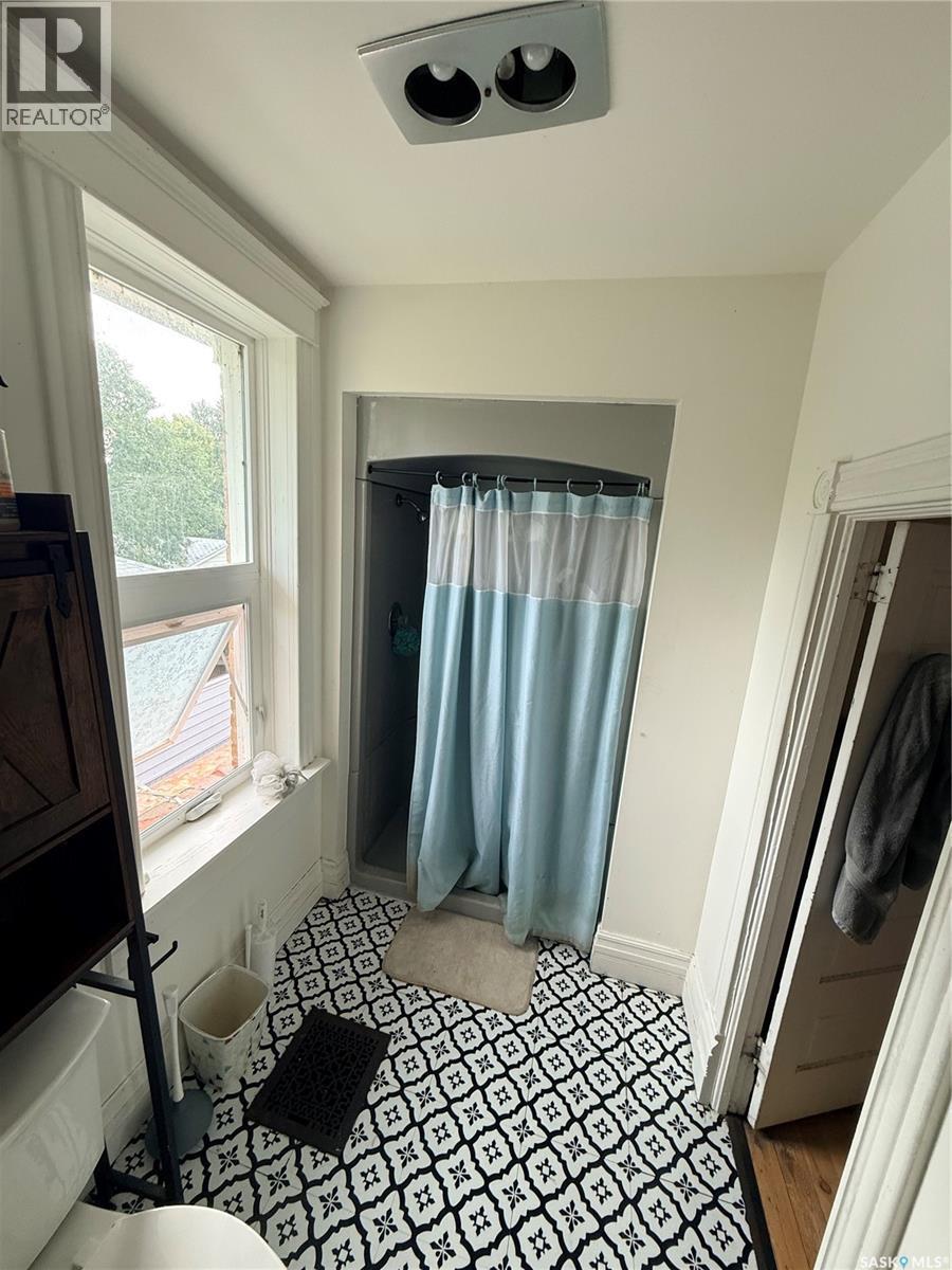114 Second Street E, Carnduff, SK