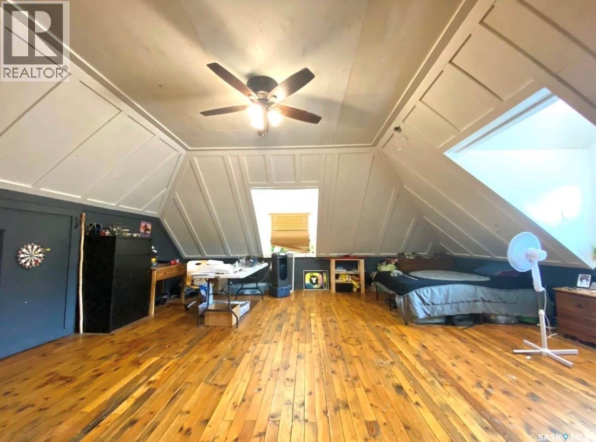 114 Second Street E, Carnduff, SK