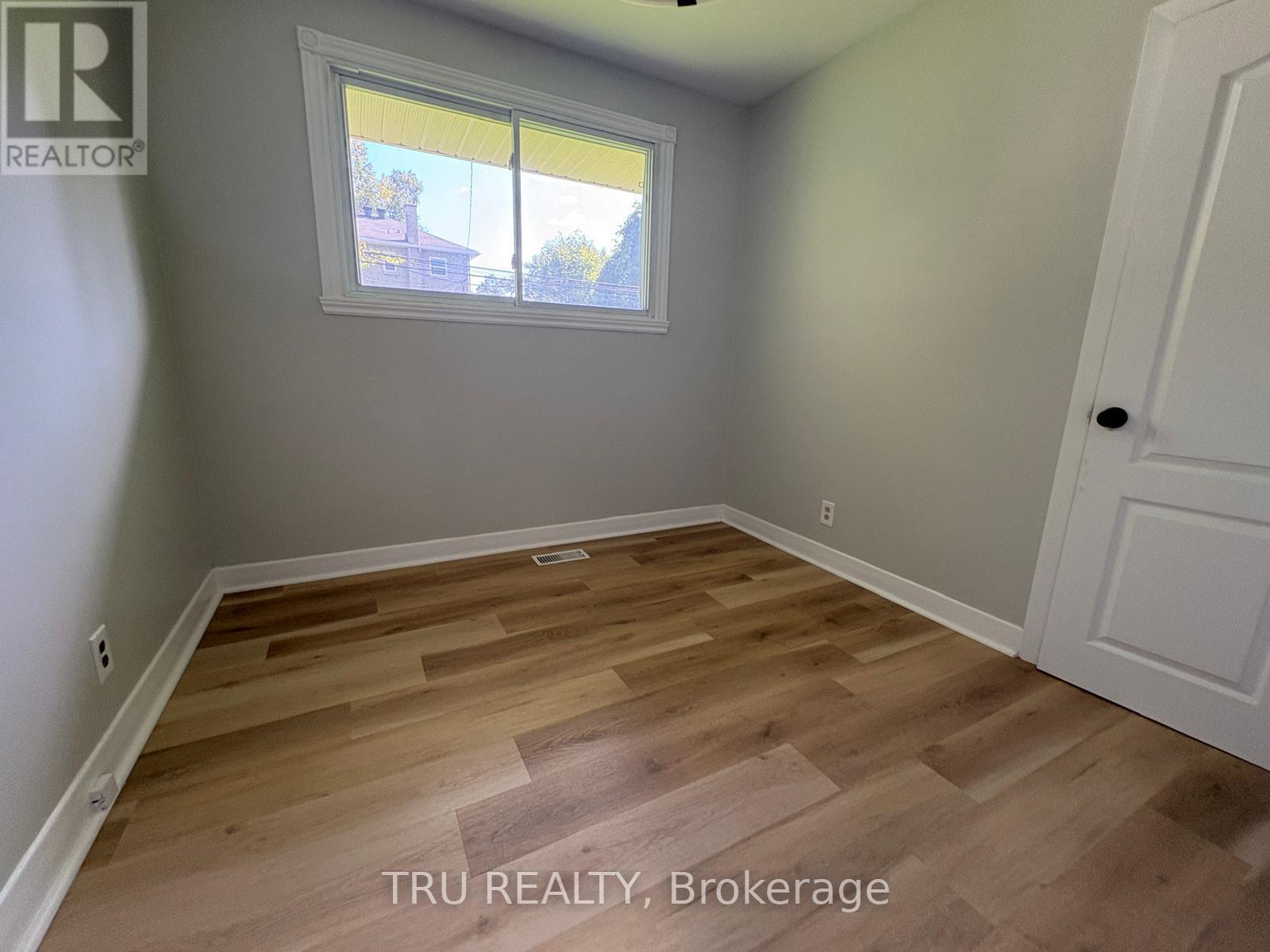 2417 Junction Avenue, Ottawa, ON