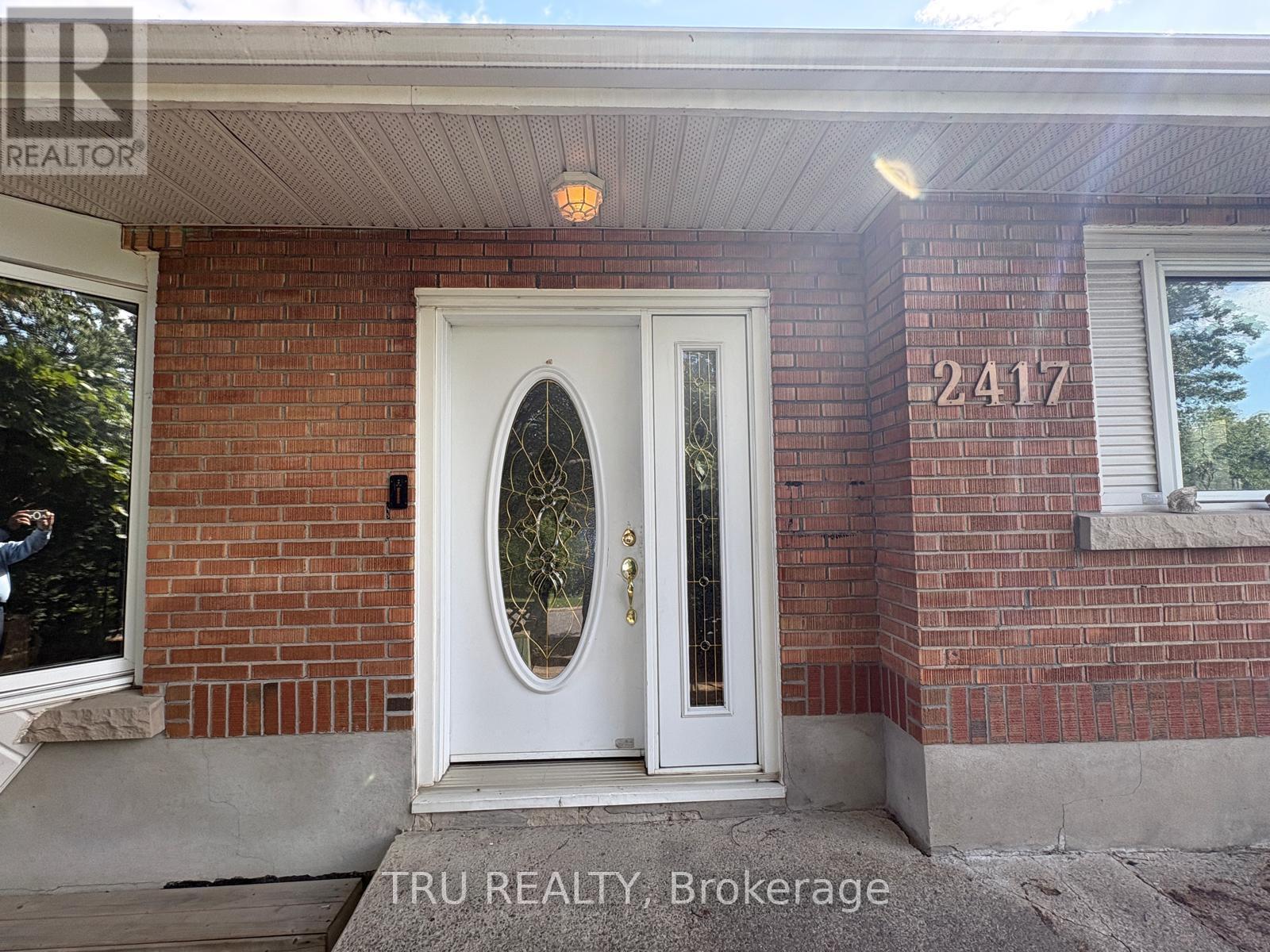 2417 Junction Avenue, Ottawa, ON