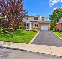 647 69e Avenue Laval (Chomedey), QC H7V 2P4