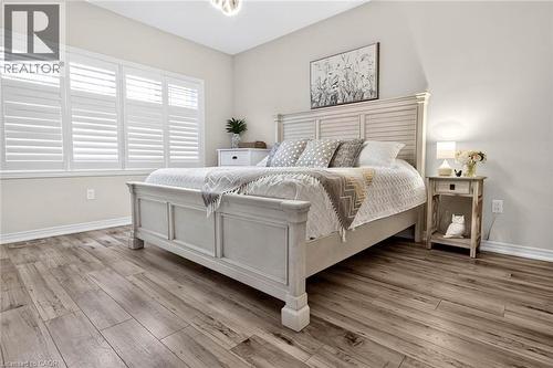 16 Rolling Lane, Hamilton, ON 