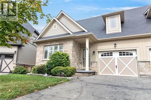16 Rolling Lane, Hamilton, ON 