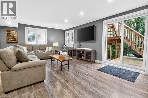 16 Rolling Lane, Hamilton, ON 