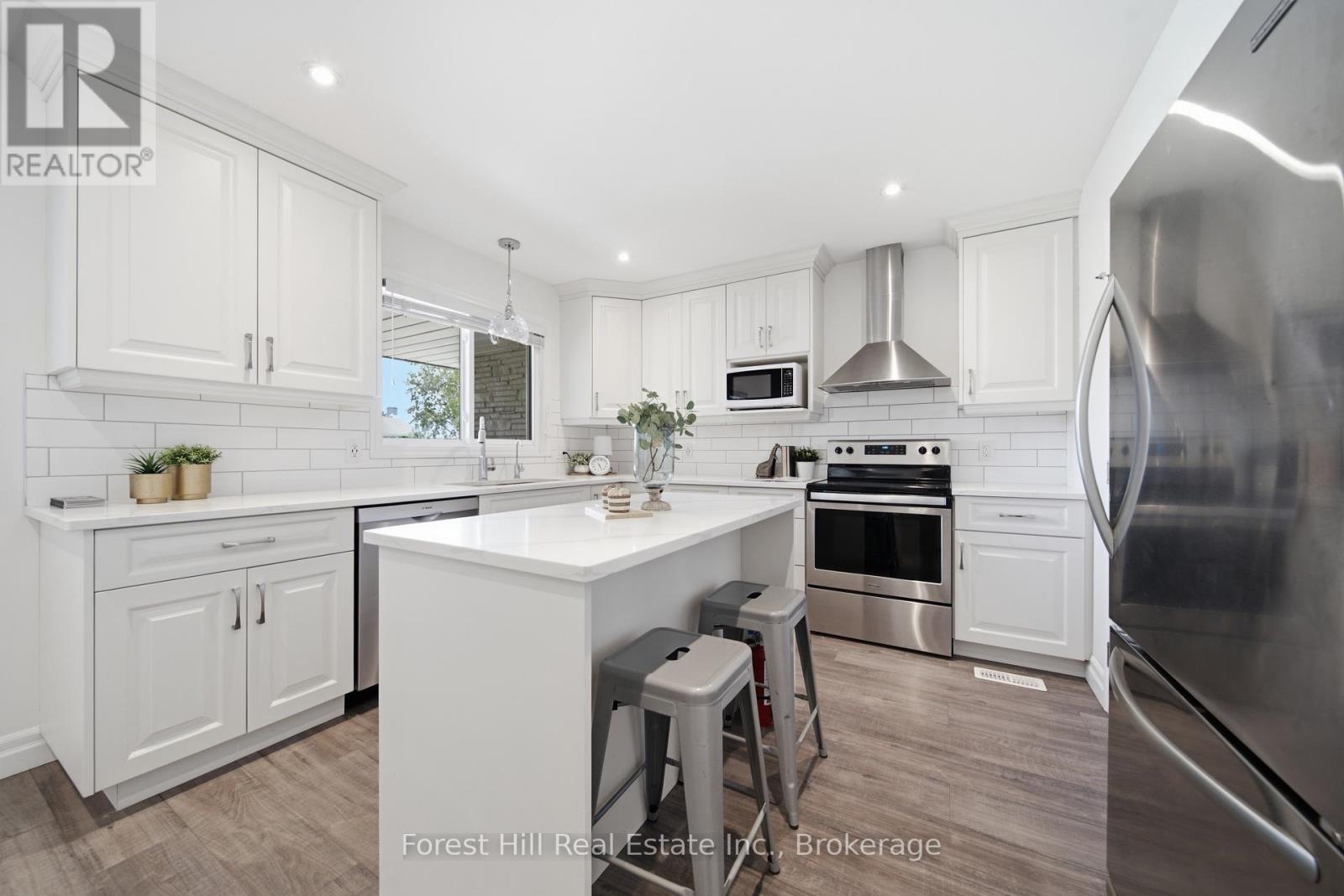 31 Gay Crescent, Kitchener, ON
