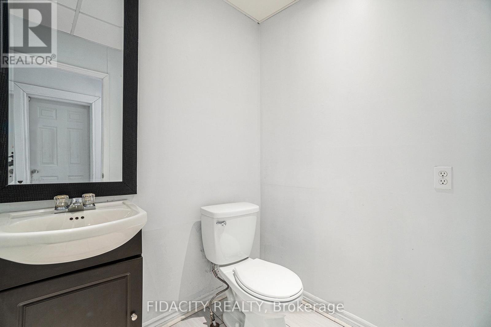 640 Somerset Street W, Ottawa, ON