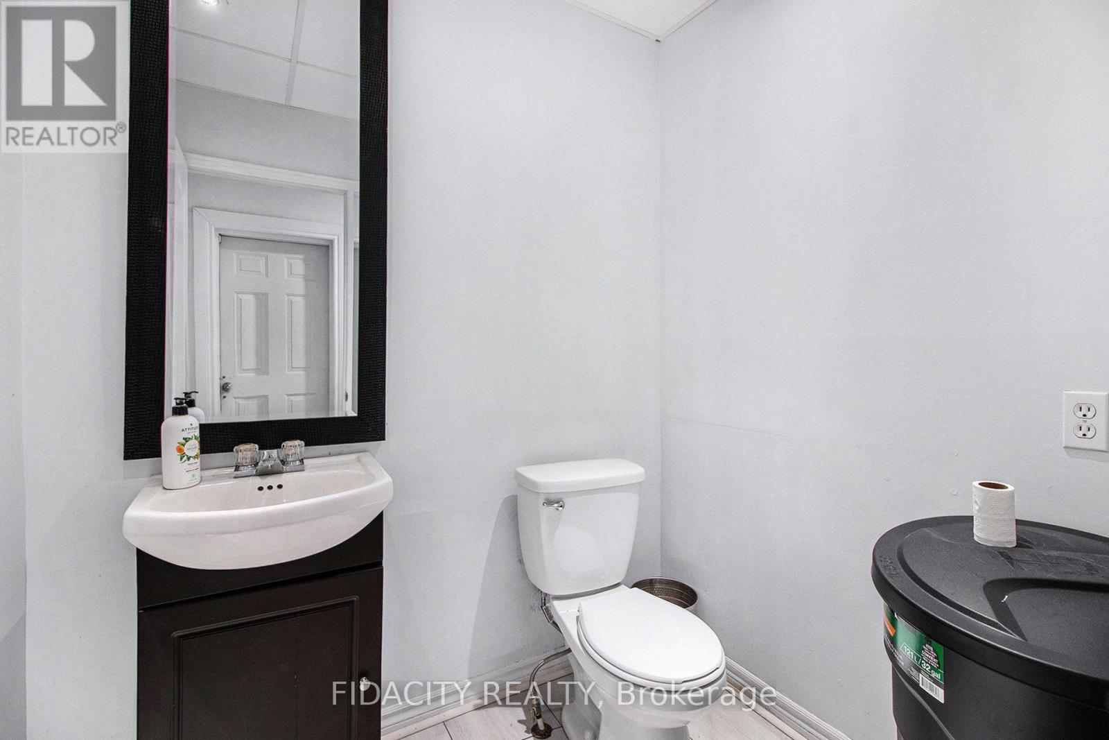 640 Somerset Street W, Ottawa, ON