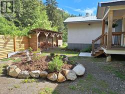 624 SLOCAN Avenue New Denver, BC V0G 1S0