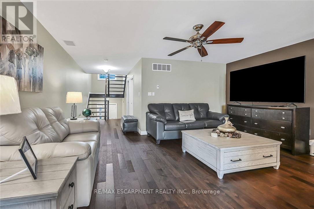 50 Keith Street, Hamilton, ON