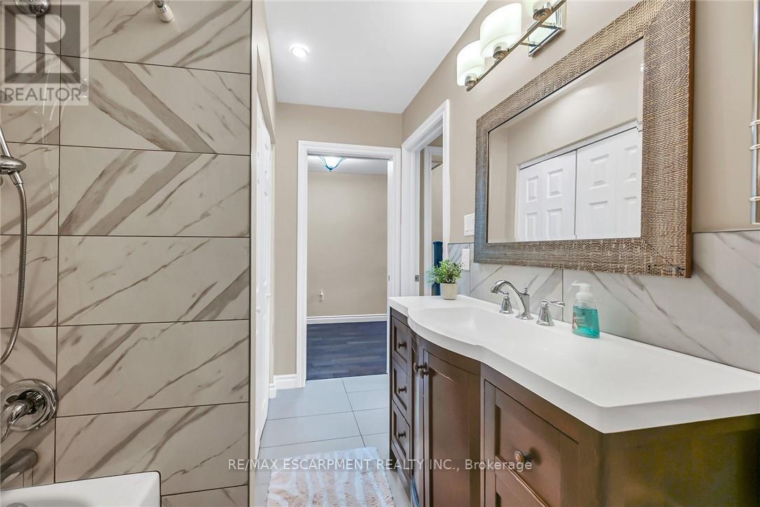 50 Keith Street, Hamilton, ON