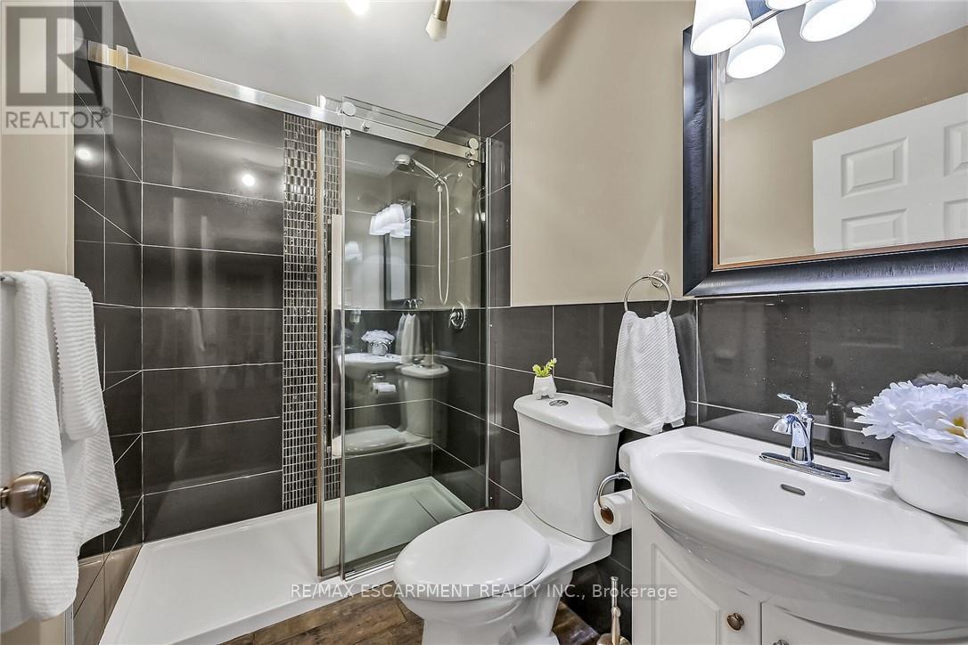 50 Keith Street, Hamilton, ON