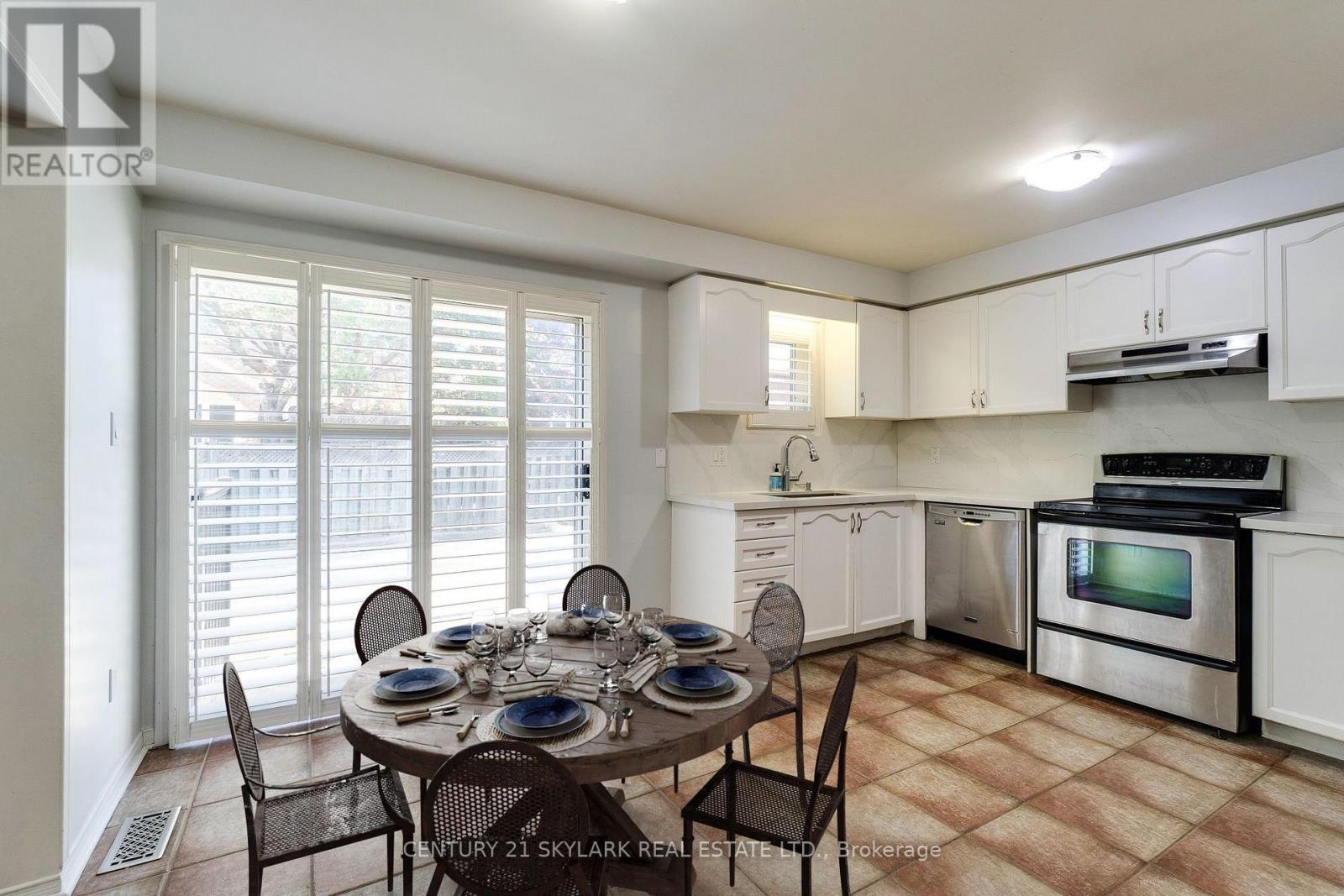 3841 Periwinkle Crescent, Mississauga, ON