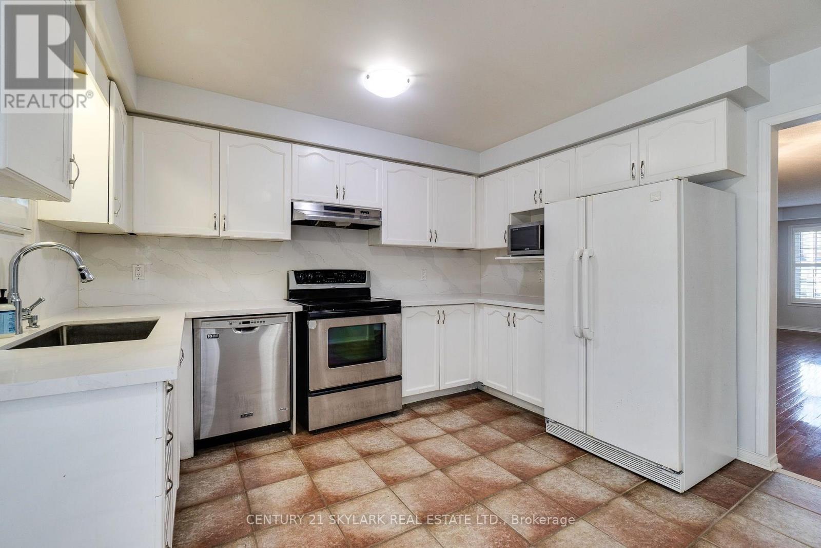 3841 Periwinkle Crescent, Mississauga, ON