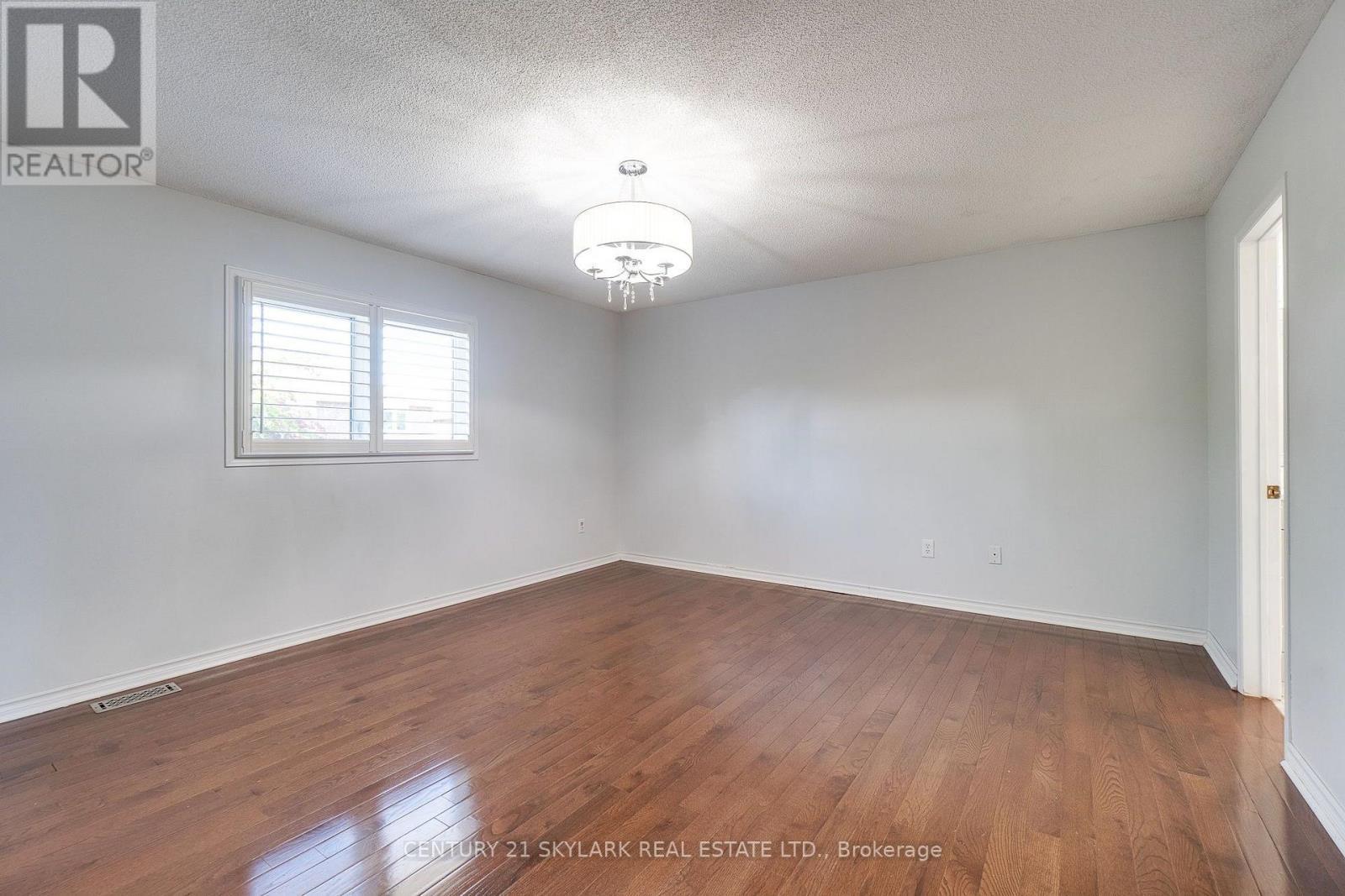 3841 Periwinkle Crescent, Mississauga, ON