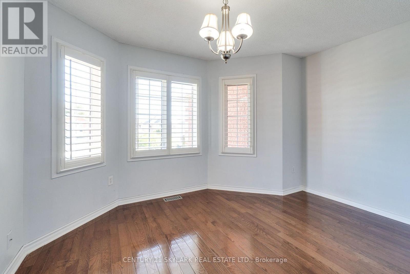 3841 Periwinkle Crescent, Mississauga, ON