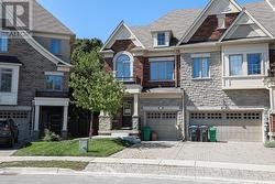 UPPER - 1557 EGLINTON AVENUE W Mississauga, ON L5M 7C1