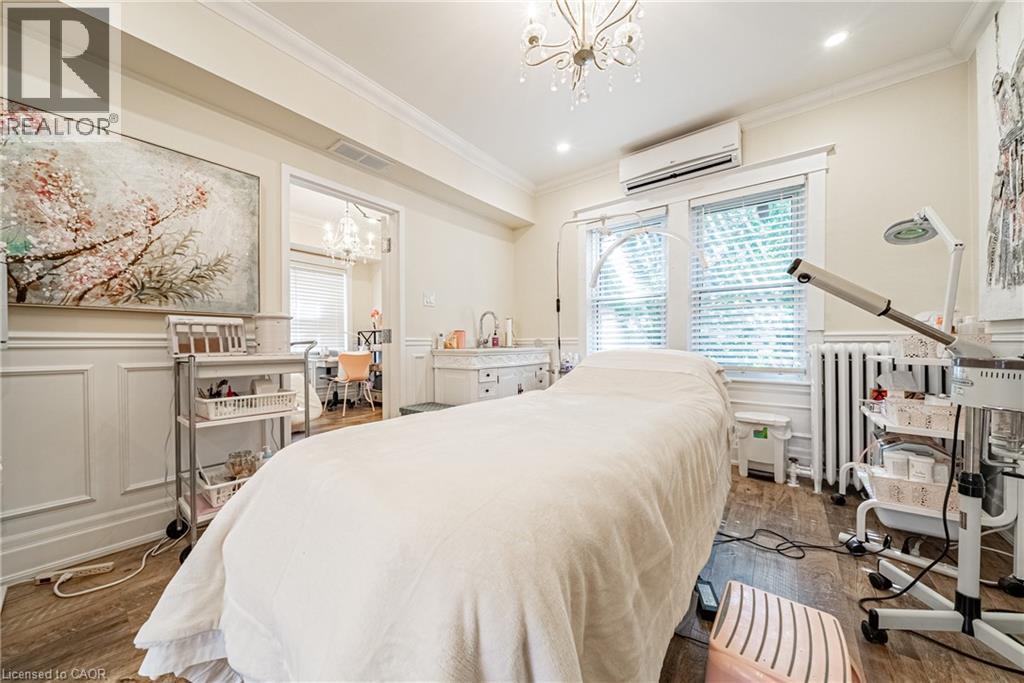 267 Main Street W, Hamilton, ON
