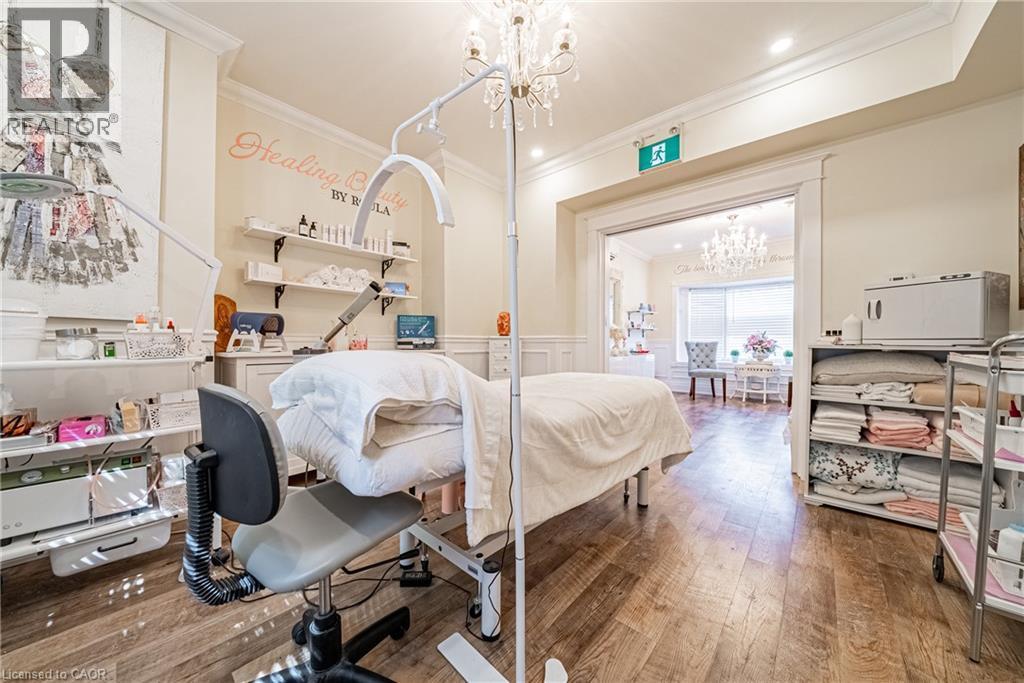 267 Main Street W, Hamilton, ON
