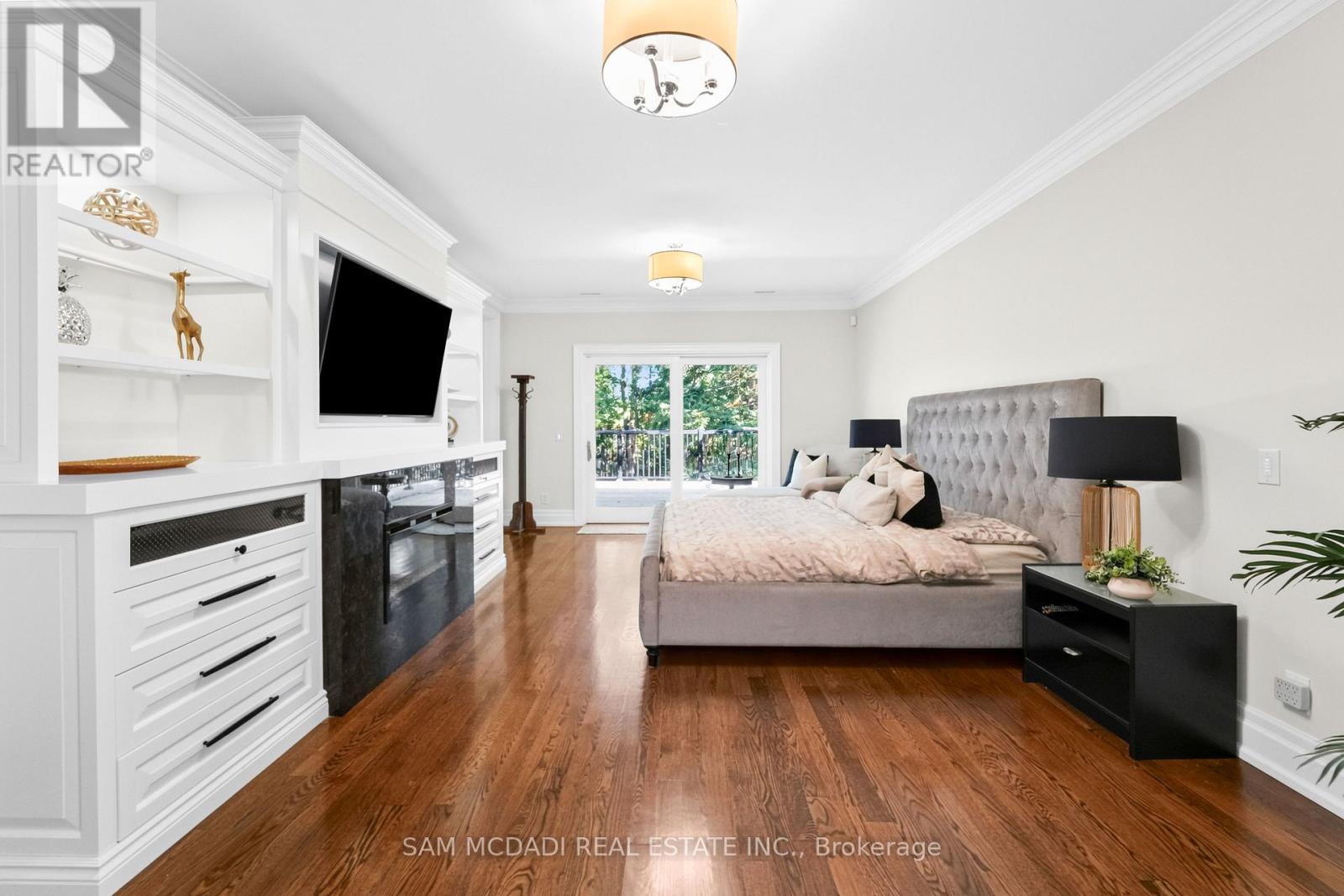 1578 Spring Road, Mississauga, ON