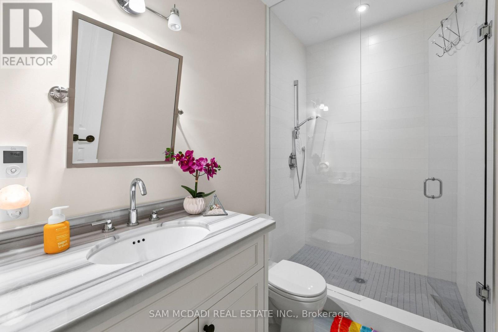 1578 Spring Road, Mississauga, ON