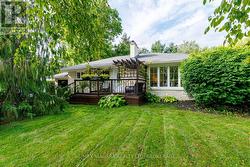 42 STRATHCONA DRIVE S Pelham (Fonthill), ON L0S 1E0