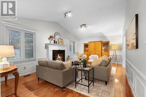 37 Bourbon Court, Hamilton, ON 