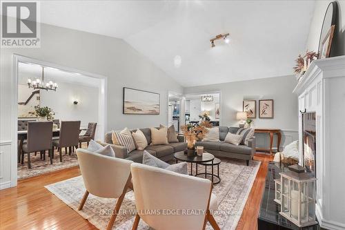 37 Bourbon Court, Hamilton, ON 