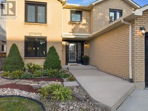 37 Bourbon Court, Hamilton, ON 