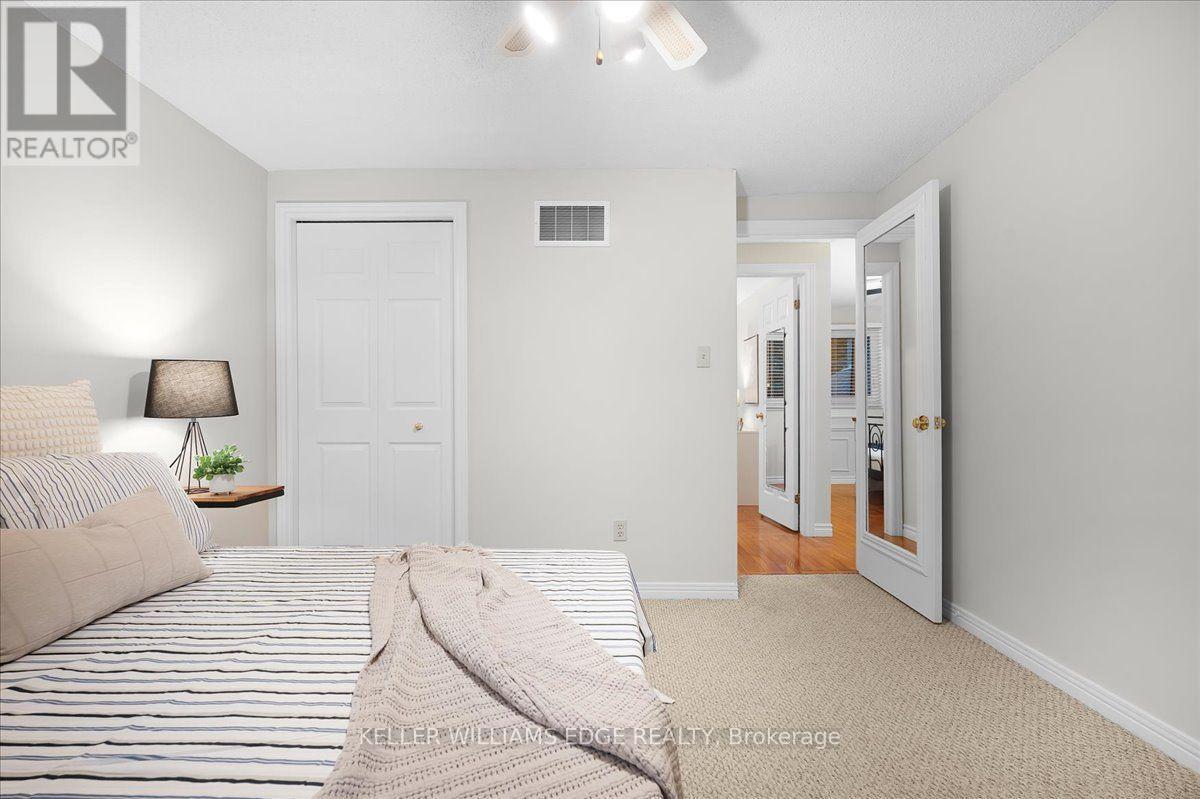 37 Bourbon Court, Hamilton, ON