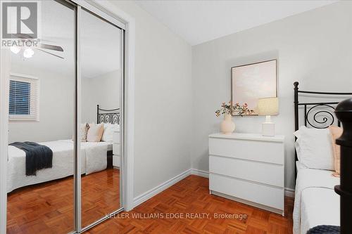 37 Bourbon Court, Hamilton, ON 