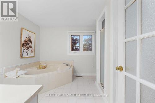37 Bourbon Court, Hamilton, ON 