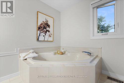 37 Bourbon Court, Hamilton, ON 