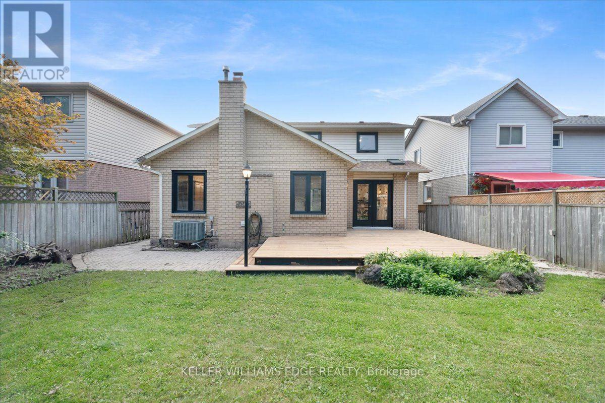 37 Bourbon Court, Hamilton, ON