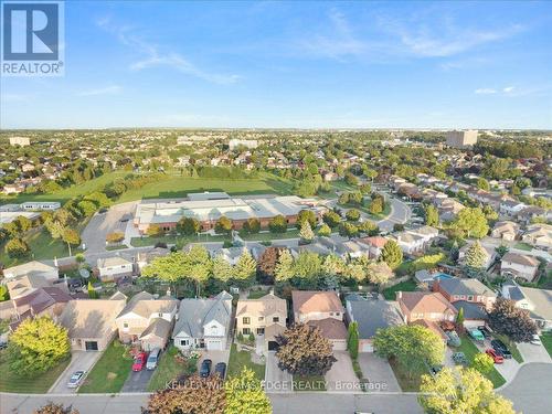 37 Bourbon Court, Hamilton, ON 