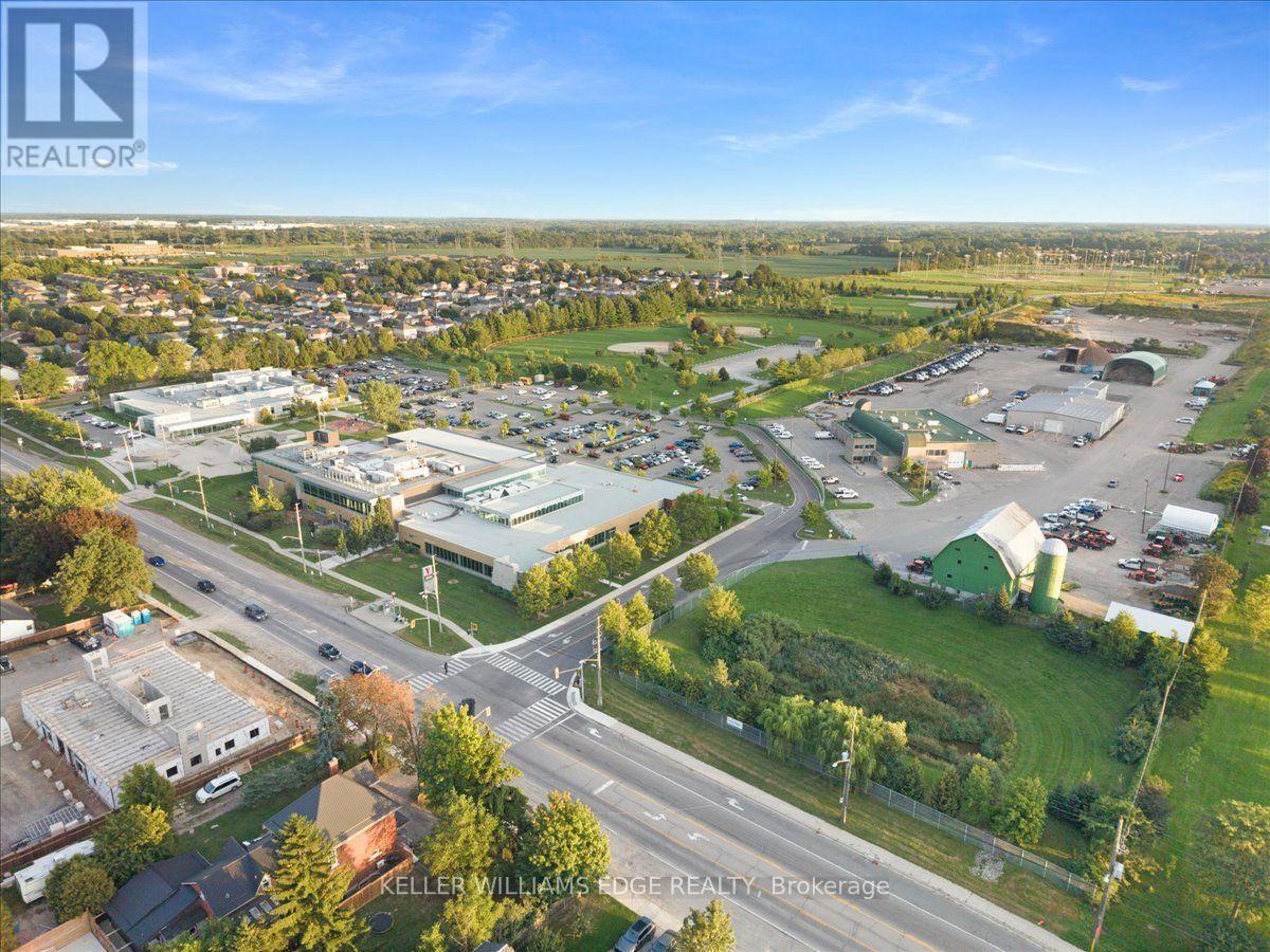 37 Bourbon Court, Hamilton, ON