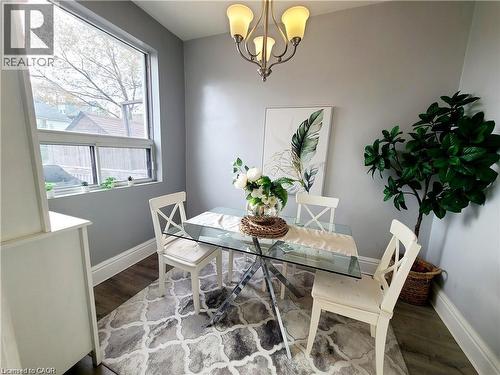 40 Whitfield Avenue, Hamilton, ON 