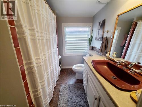 40 Whitfield Avenue, Hamilton, ON 