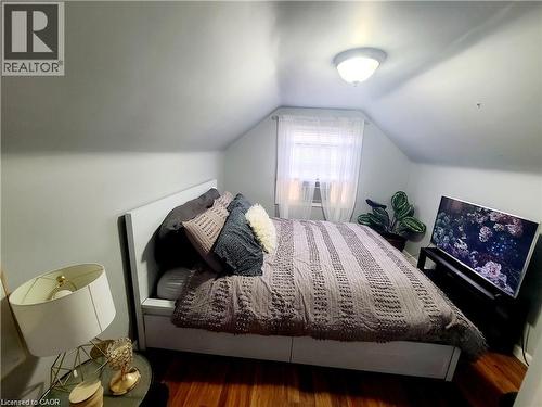 40 Whitfield Avenue, Hamilton, ON 
