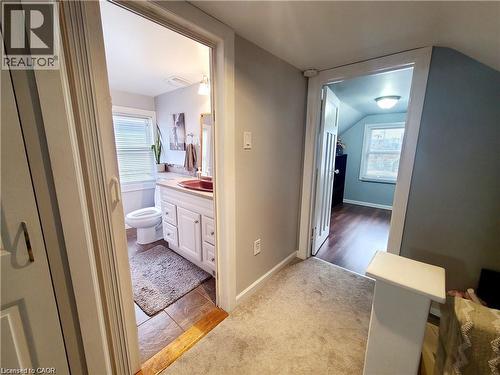 40 Whitfield Avenue, Hamilton, ON 