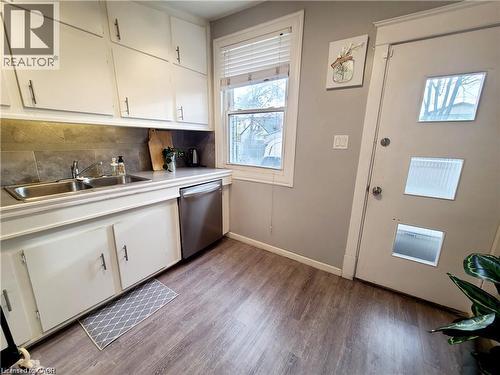 40 Whitfield Avenue, Hamilton, ON 