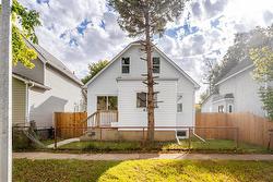 430 Pritchard Avenue  Winnipeg, MB R2W 2J7