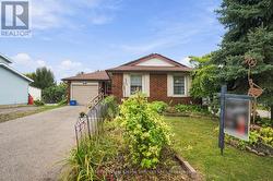 303 GRAND RIDGE DRIVE  Cambridge, ON N1S 4W9