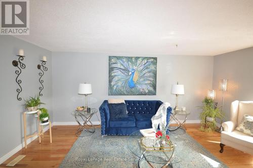 303 Grand Ridge Drive, Cambridge, ON 