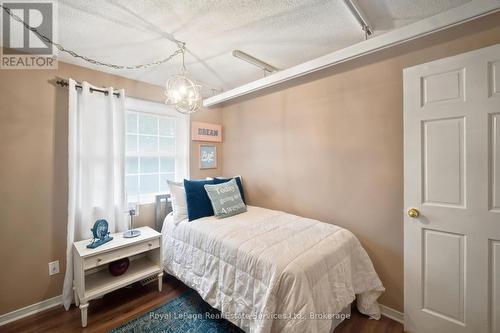 303 Grand Ridge Drive, Cambridge, ON 