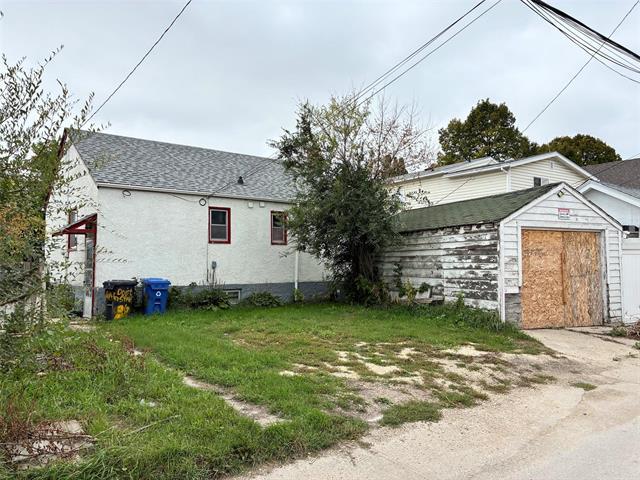 1537 Pacific Ave, Winnipeg, MB