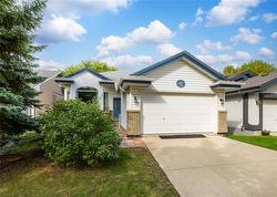 47 McKall BAY  Winnipeg, MB R3X 1T8