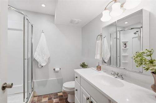 47 Mckall Bay, Winnipeg, MB 