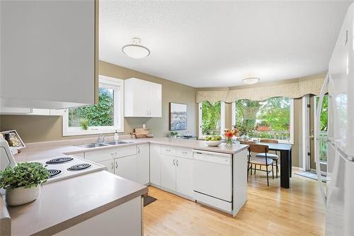 47 Mckall Bay, Winnipeg, MB 